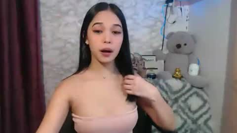 Snapshot of umi_pinay69xx chatting on March 4, 2026, 3:18 pm umi online show from March 4, 2026, 3:18 pm