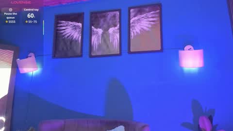 un_sluttyy online show from November 7, 2025, 11:49 pm