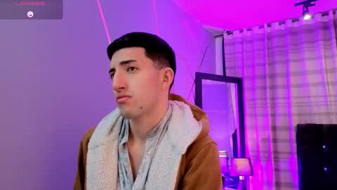 un_sluttyy online show from December 16, 2025, 11:37 am