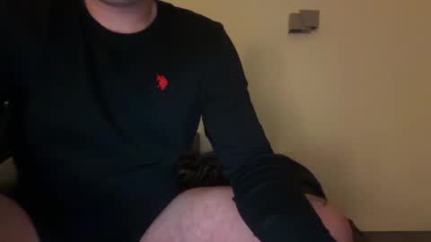 Snapshot of uncutedaustria chatting on October 18, 2025, 1:08 am Tom online show from October 18, 2025, 1:08 am