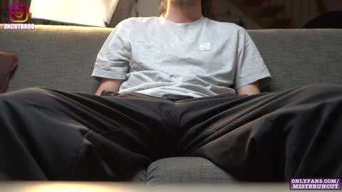 Mister Uncut online show from October 26, 2025, 9:53 pm