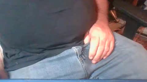 uncutmike7x5 online show from February 2, 2025, 7:25 pm