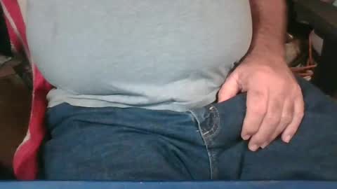 uncutmike7x5 online show from November 1, 2025, 1:13 pm