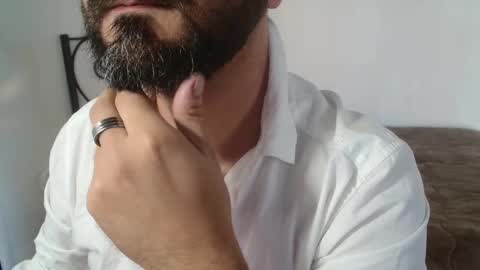 Giov online show from December 2, 2025, 10:31 am