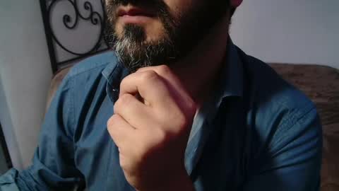 Giov online show from April 15, 2026, 4:47 pm