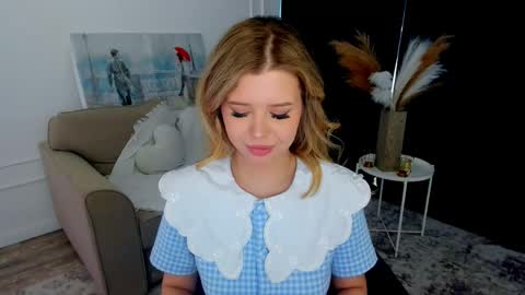Alice online show from May 27, 2026, 4:31 am