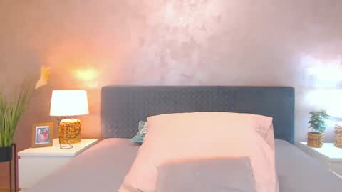 Snapshot of uniquemissy chatting on December 5, 2024, 10:12 am Andreea online show from December 5, 2024, 10:12 am