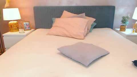 Snapshot of uniquemissy chatting on December 13, 2024, 11:55 am Andreea online show from December 13, 2024, 11:55 am