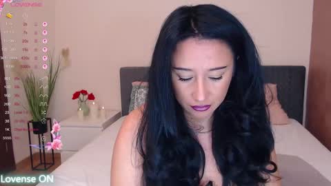 Snapshot of uniquemissy chatting on March 3, 2026, 7:25 am Andreea online show from March 3, 2026, 7:25 am