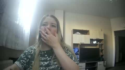 Snapshot of universeemily chatting on October 15, 2025, 7:30 am UniverseEmily online show from October 15, 2025, 7:30 am