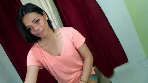 Snapshot of unknown_trans18 chatting on December 8, 2024, 1:56 am unknown_trans18 online show from December 8, 2024, 1:56 am