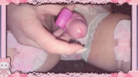 Snapshot of unknownx11 chatting on November 4, 2025, 8:57 am Issac Eurkok online show from November 4, 2025, 8:57 am