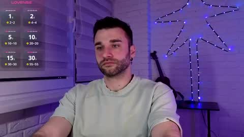 Snapshot of unnknow2024 chatting on May 19, 2026, 6:25 pm SlavaVibes online show from May 19, 2026, 6:25 pm