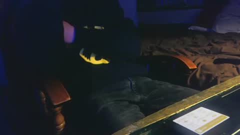 untouchableace84 online show from April 5, 2026, 12:52 am