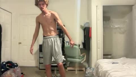 Stepbro online show from November 12, 2025, 11:58 pm