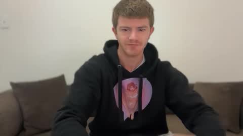 Snapshot of unverifiedbwc chatting on February 8, 2026, 10:29 am Stepbro online show from February 8, 2026, 10:29 am