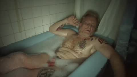 unwanted_man online show from May 28, 2026, 8:33 am