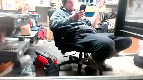 Snapshot of upforanything27 chatting on December 17, 2024, 1:07 am upforanything27 online show from December 17, 2024, 1:07 am