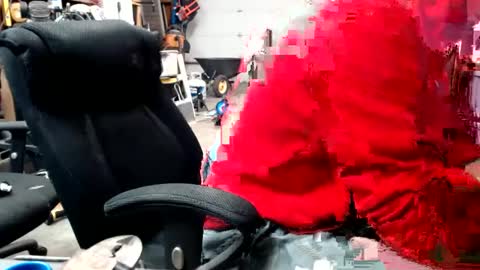 Snapshot of upforanything27 chatting on December 18, 2024, 2:10 am upforanything27 online show from December 18, 2024, 2:10 am