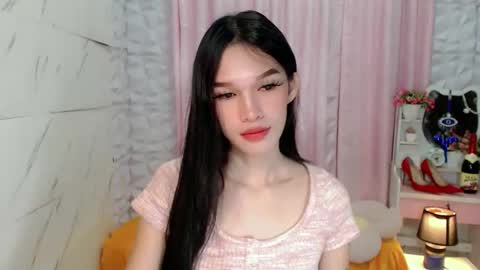 ur_asianbabexxx online show from November 19, 2025, 10:15 am