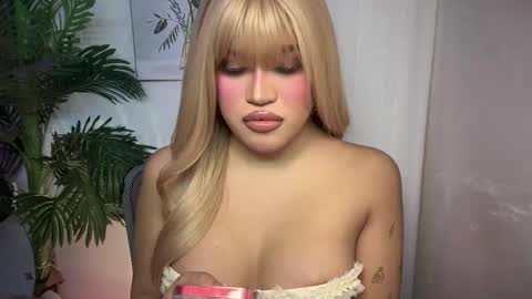 ur_bombshellpatty online show from March 31, 2026, 6:41 pm