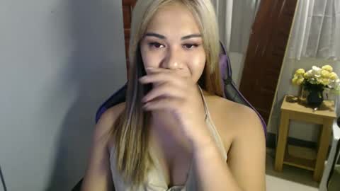 Vee online show from February 16, 2025, 4:42 pm