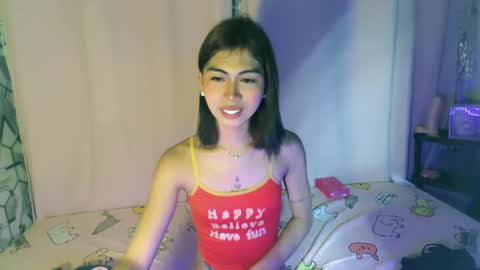 Snapshot of ur_extra_petite chatting on April 23, 2026, 6:36 am online show from April 23, 2026, 6:36 am