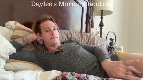 Goddess online show from October 17, 2025, 4:09 pm