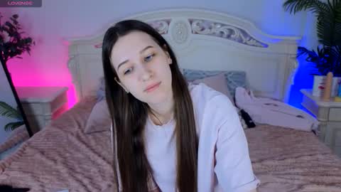 Snapshot of ur_kitty__ chatting on September 30, 2025, 3:17 pm Lera online show from September 30, 2025, 3:17 pm