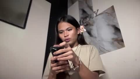 Snapshot of ur_new_obsession chatting on February 21, 2026, 5:36 pm ur_new_obsession online show from February 21, 2026, 5:36 pm