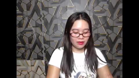 Snapshot of ur_prettychelsie18 chatting on June 4, 2026, 11:27 am ur_prettychelsie18 online show from June 4, 2026, 11:27 am