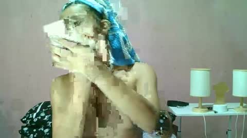 Snapshot of ur_sexybabe_ehra chatting on January 20, 2025, 12:39 pm ur_sexybabe_ehra online show from January 20, 2025, 12:39 pm