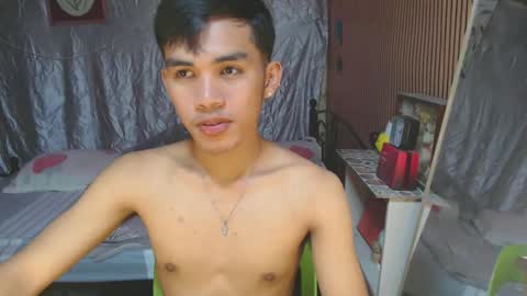 ur_shan21 online show from November 23, 2025, 11:21 am