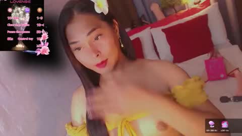 ur_sugarbabyx online show from April 1, 2026, 9:32 am