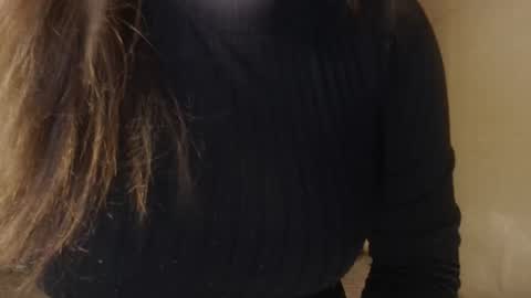 Snapshot of ur_truelyhot_trisha chatting on February 17, 2026, 8:04 pm ur_truelyhot_trisha online show from February 17, 2026, 8:04 pm