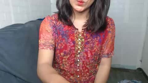 Snapshot of urasian_dreamgirl69 chatting on November 12, 2025, 11:58 pm bela online show from November 12, 2025, 11:58 pm