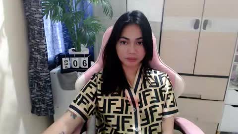 Snapshot of urasian_erica chatting on February 5, 2026, 11:09 pm urasian_erica online show from February 5, 2026, 11:09 pm