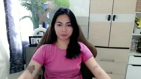 Snapshot of urasian_erica chatting on February 13, 2026, 8:21 am urasian_erica online show from February 13, 2026, 8:21 am