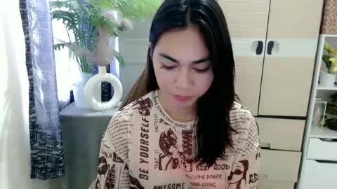 Snapshot of urasian_erica chatting on March 1, 2026, 6:37 am urasian_erica online show from March 1, 2026, 6:37 am