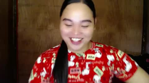 Snapshot of urasian_hotchix69 chatting on December 10, 2024, 6:22 am Lycah online show from December 10, 2024, 6:22 am