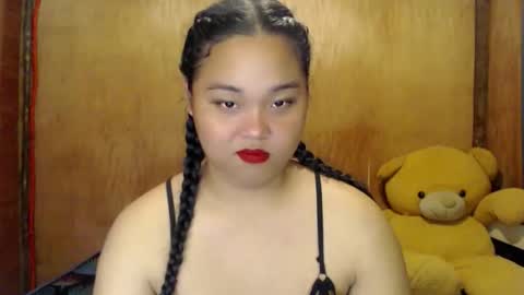 Snapshot of urasian_hotchix69 chatting on November 1, 2025, 9:28 pm Lycah online show from November 1, 2025, 9:28 pm