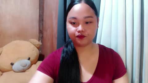 Snapshot of urasian_hotchix69 chatting on January 16, 2026, 9:57 am Lycah online show from January 16, 2026, 9:57 am