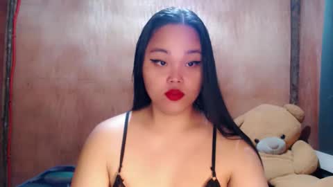 Snapshot of urasian_hotchix69 chatting on April 5, 2026, 7:44 pm Lycah online show from April 5, 2026, 7:44 pm