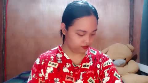 Snapshot of urasian_hotchix69 chatting on April 15, 2026, 2:51 am Lycah online show from April 15, 2026, 2:51 am