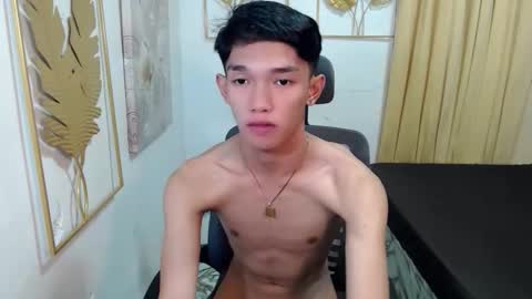 urasian_john20 online show from February 3, 2026, 9:14 am
