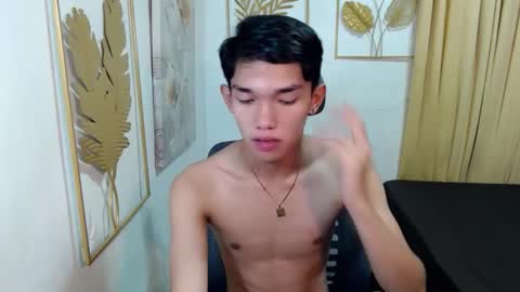 urasian_john20 online show from February 20, 2026, 6:37 am