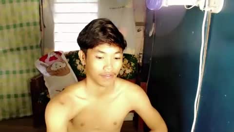 Snapshot of urasian_jomarie chatting on November 18, 2025, 1:33 am urasian_jomarie online show from November 18, 2025, 1:33 am