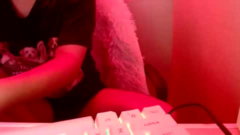 urasian_joy online show from November 17, 2025, 9:20 pm