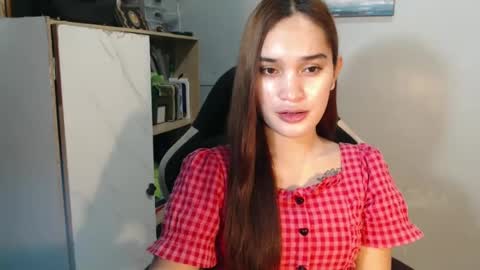 Snapshot of urasianfuckprincessxxx chatting on December 17, 2024, 9:49 pm urasianfuckprincessxxx online show from December 17, 2024, 9:49 pm