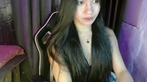 Elizabeth online show from December 8, 2024, 12:51 am